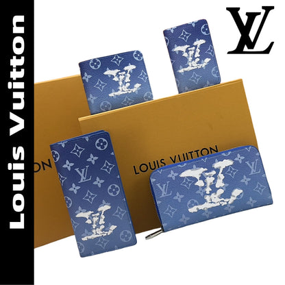 【ルイヴィトン】多機能長財布とクラシック短財布 フラワーモチーフが目を引く