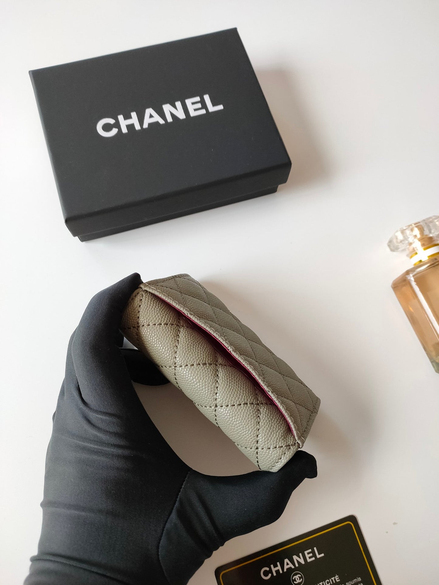 【シャネル】大人気AP314キャビアフラップ財布 10色展開 即完売必至