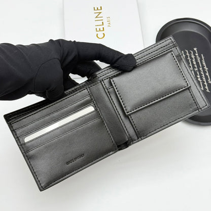 【セリーヌ】新作★バイフォールドウォレット3色関税送料無料