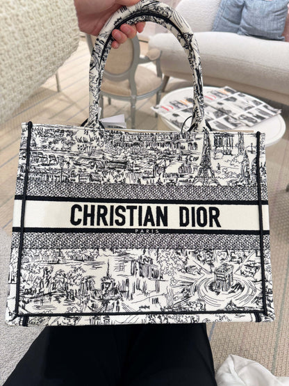 【ディオール】早い者勝ち ディオール ブックトート ミディアム
