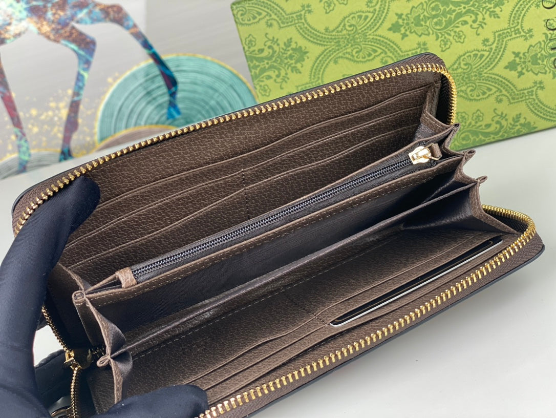 【グッチ】大人気のロングファスナー財布、実用性も抜群！