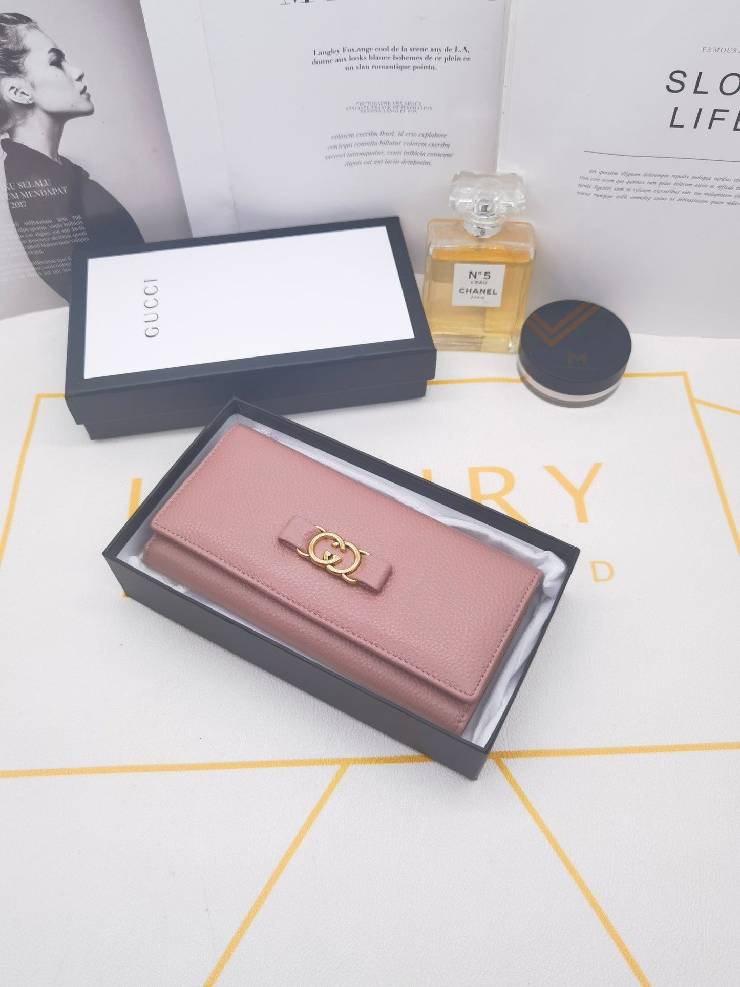 【グッチ】春夏にぴったりの実用的で絶妙な長財布3色