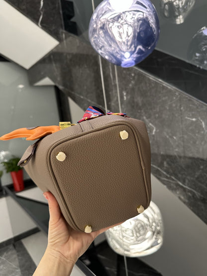 【エルメス】入手困難なピコタンロックPM18＋内袋＋ポニーペンダント＋スカーフ