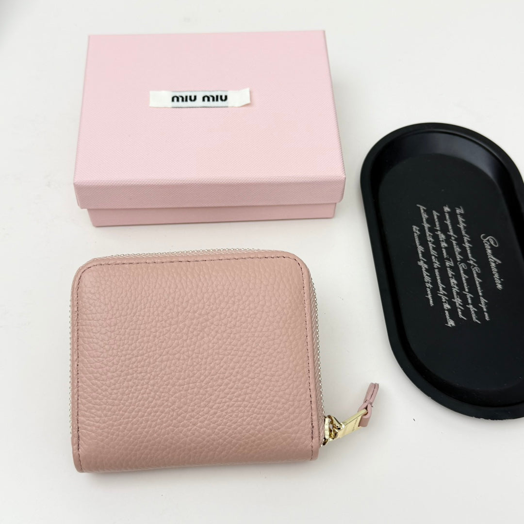 【ミュウミュウ】2色ギフトにも*送料込☆ 小さな中に大きな収納力