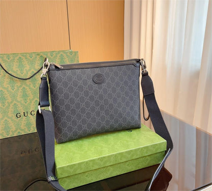 【グッチ】【人気商品】オフィディアシリーズ GG クロスボディバッグ