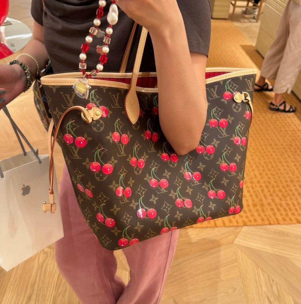 【ルイヴィトン】超希少！限定コラボLVxTM ネヴァーフル MM  13263