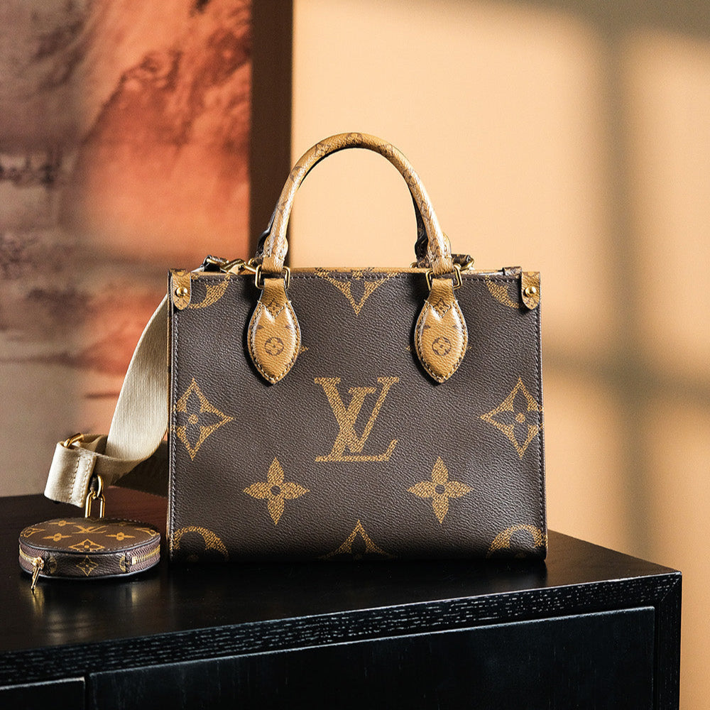 【ルイヴィトン】★大人気★男女共に人気OnTheGo PM 両面異色｜入手困難M46373