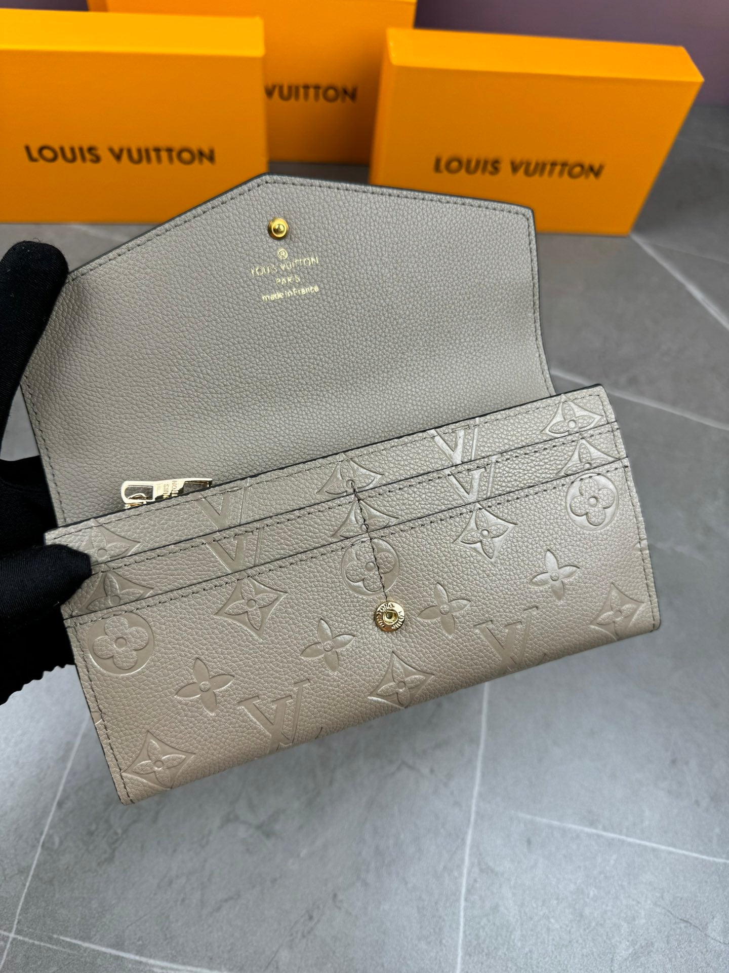 【ルイヴィトン】ダイヤモンド柄長財布 内部工夫 4カラー 在庫わずか