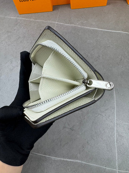 【ルイ・ヴィトン】大人気Cléaシリーズ 短財布 柔らかな牛革