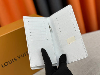 【ルイ・ヴィトン】Brazzaシリーズ 長財布｜上質な素材で魅せる大人の逸品！