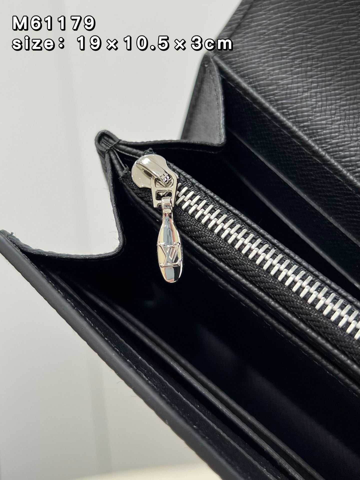 【ルイヴィトン】洗練デザイン限定★希少色あり★ツイスト長財布