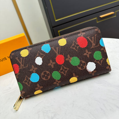 【ルイヴィトン】LV×YKジッピーウォレット 芸術と実用性の融合 数量限定