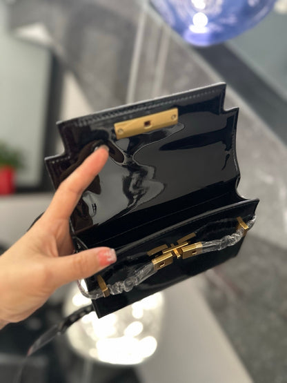 【サンローラン】大人気☆マンハッタン ミニ ショルダーバッグ